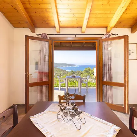 Holiday home Dimora Cala-vista Torre dei Corsari